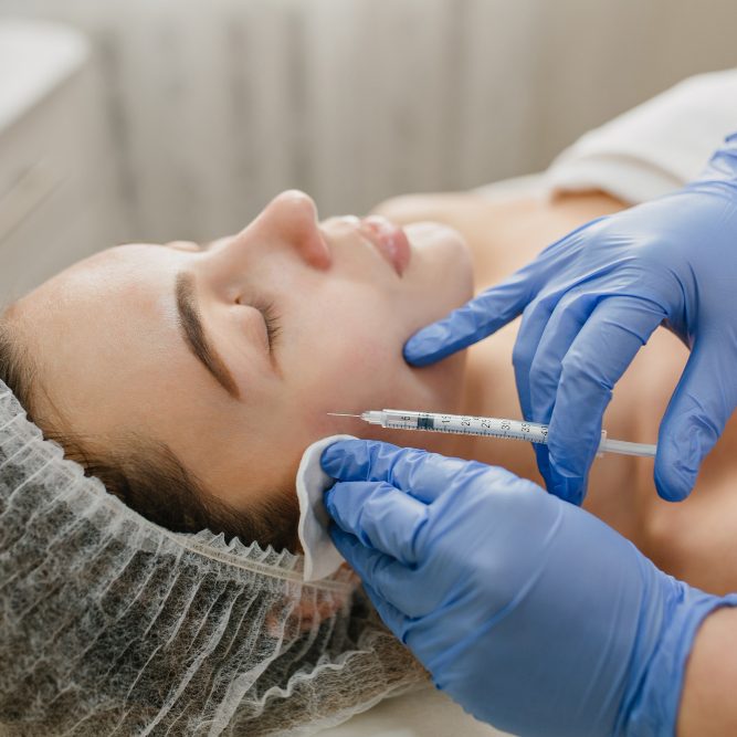 ¿Qué cuidados debo tener después de la aplicación de bótox en el&nbsp;rostro?